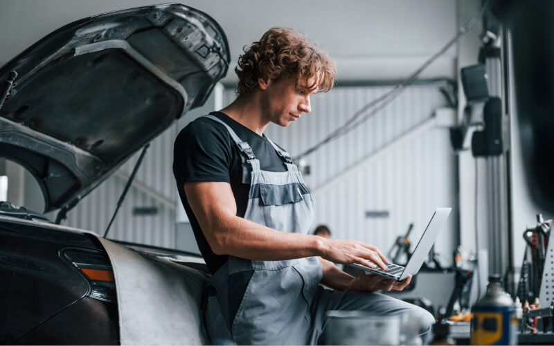 Check-up Media mechanic