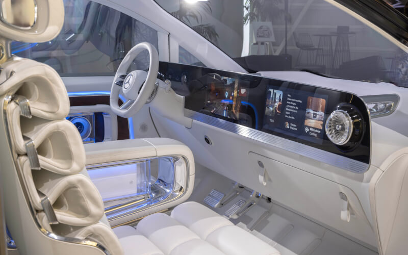 Check-up Media Mercedes-Benz Vision V interior