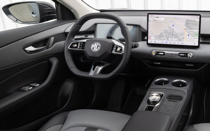 Check-up Media MG S5 EV interior