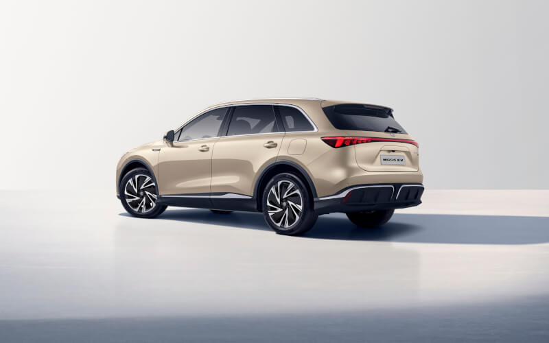 Check-up Media MG S6 EV rear