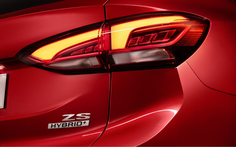 Check-up Media MG ZS lettering