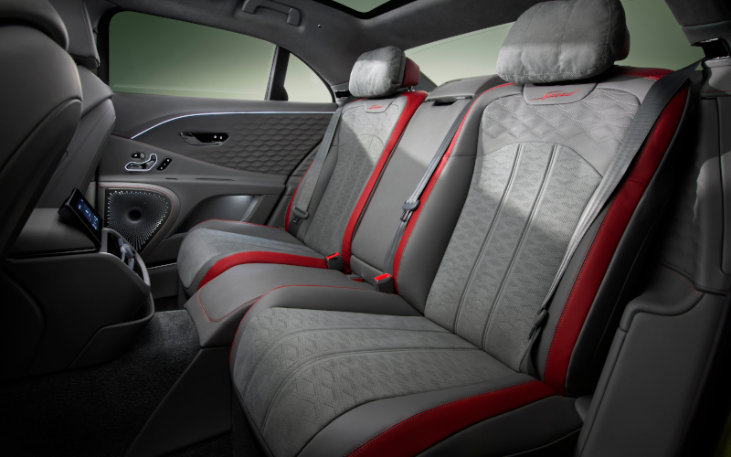 Check-up Media new Bentley Flying Spur rear seats