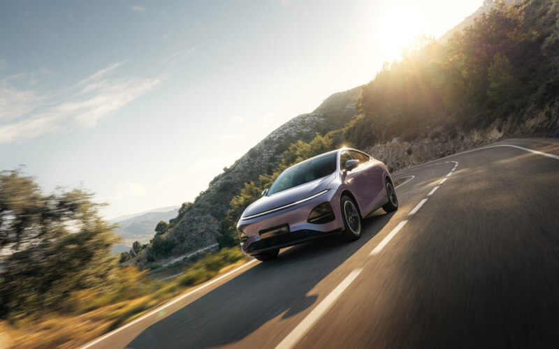 Check-up Media new XPENG G6