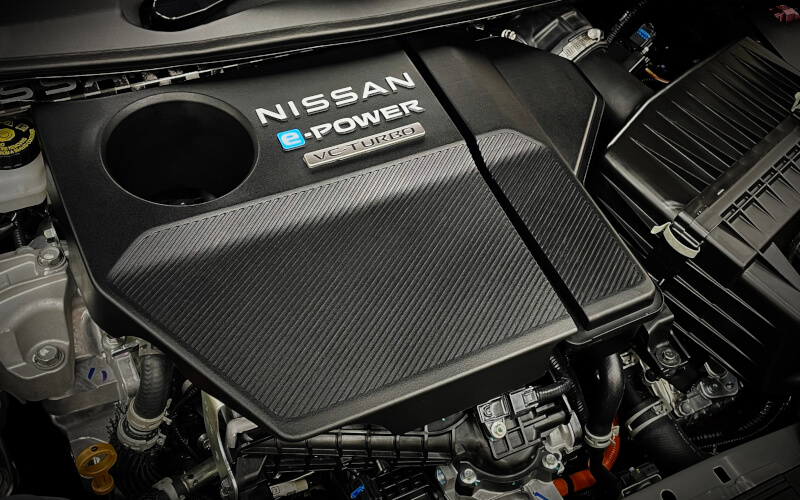 Check-up Media Nissan Aura NISMO RS Concept engine