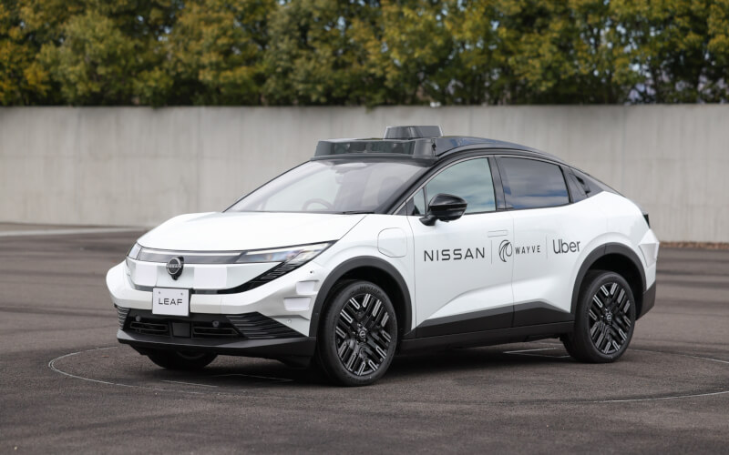 Check-up Media Nissan Wayve Uber