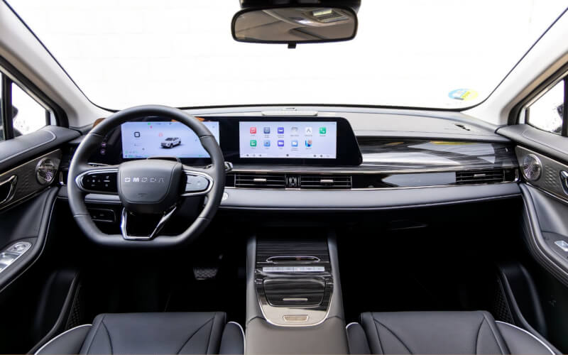 Check-up Media OMODA 5 SHS-H interior