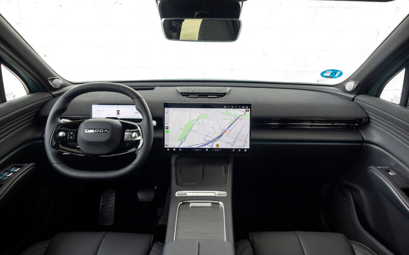 Check-up Media OMODA 7 interior