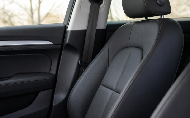 Check-up Media passenger car seat