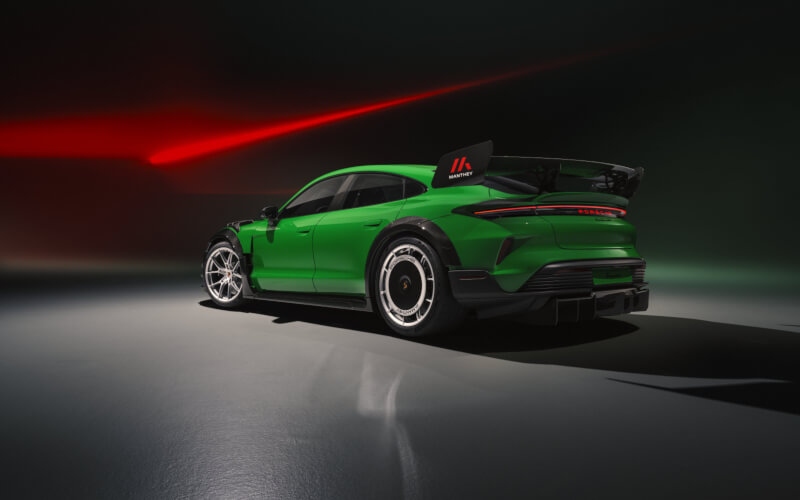 Check-up Media Pirelli Porsche