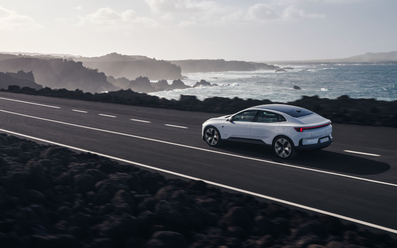Check-up Media Polestar 4 face lift rear