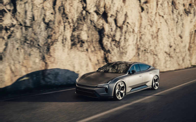 Check-up Media Polestar 5 action
