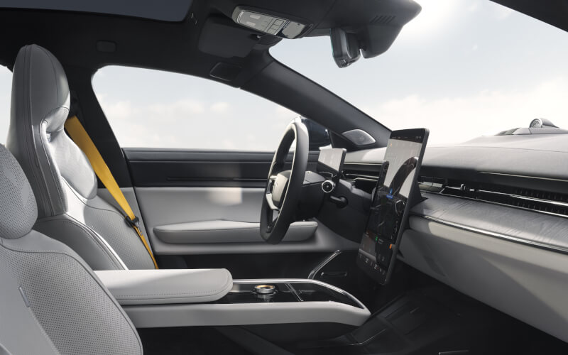 Check-up Media Polestar 5 interior