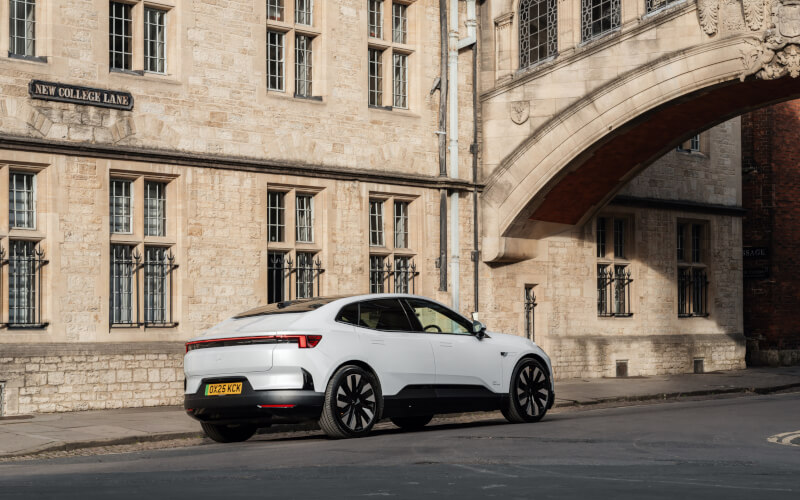 Check-up Media Polestar Oxford rear