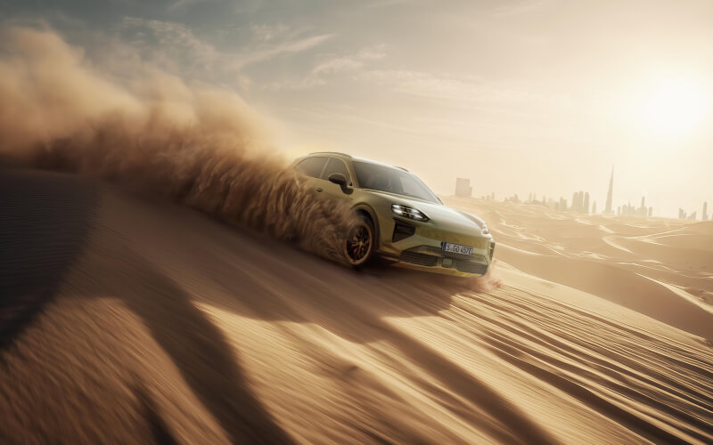 Check-up Media Porsche Cayenne Electric