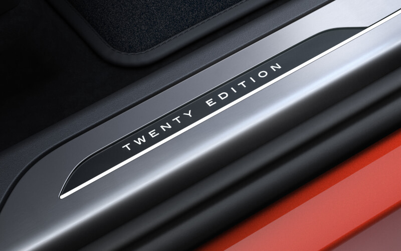 Check-up Media Range Rover Sport Tewenty Edition doors