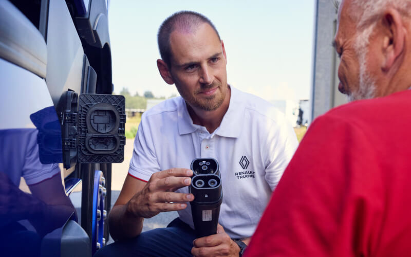 Check-up Media Renault Trucks emobility