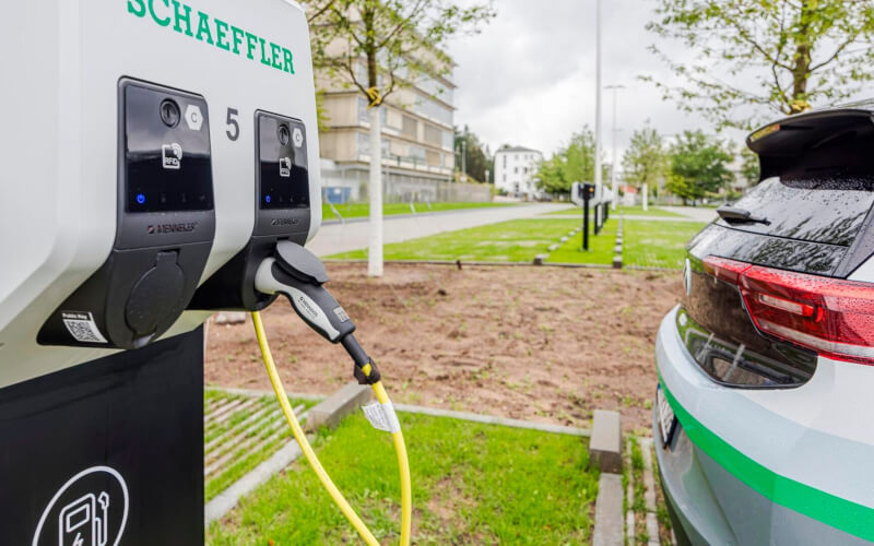 Check-up Media Schaeffler electric charge