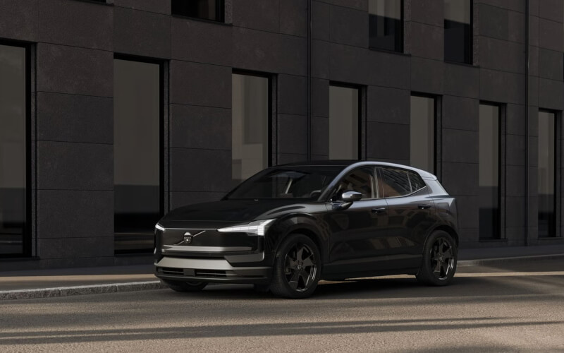 Check-up Media Volvo EX30 Black Edition