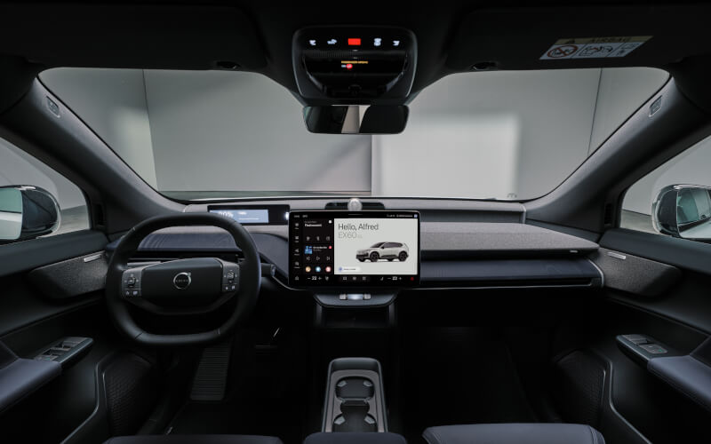 Check-up Media Volvo EX60 interior