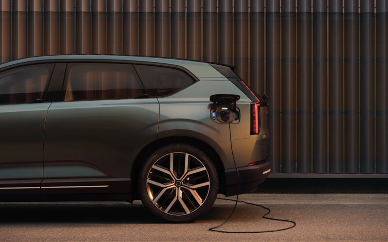 Check-up Media Volvo EX60 Recharging