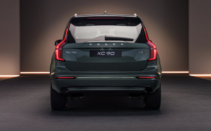 Check-up Media Volvo XC90 PHEV rear