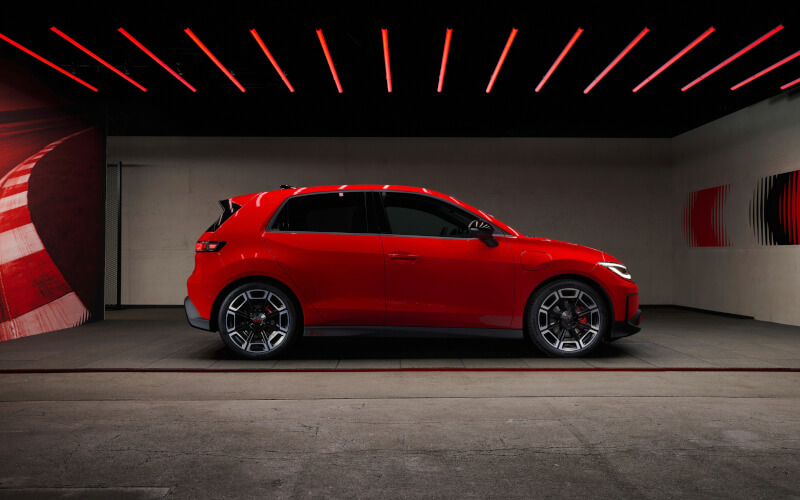 Check-up Media VW ID. Polo GTI garage