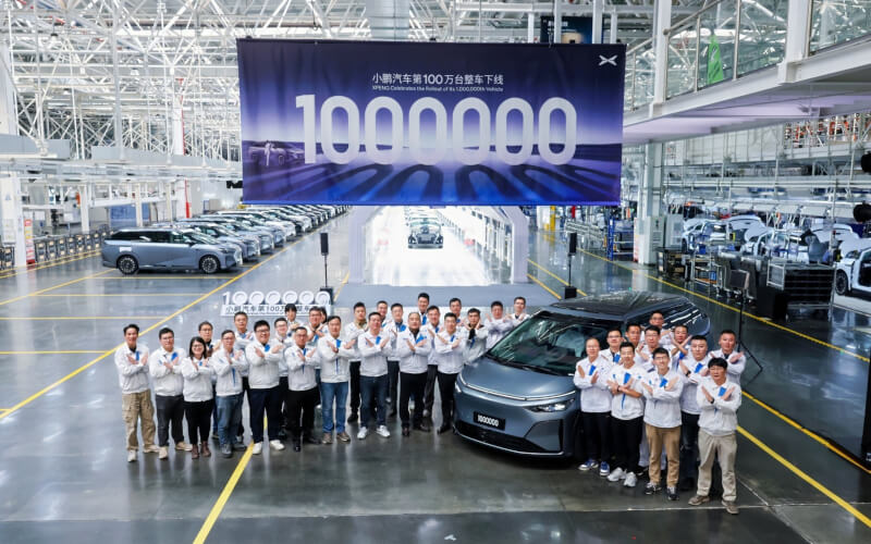 Check-up Media XPENG one million