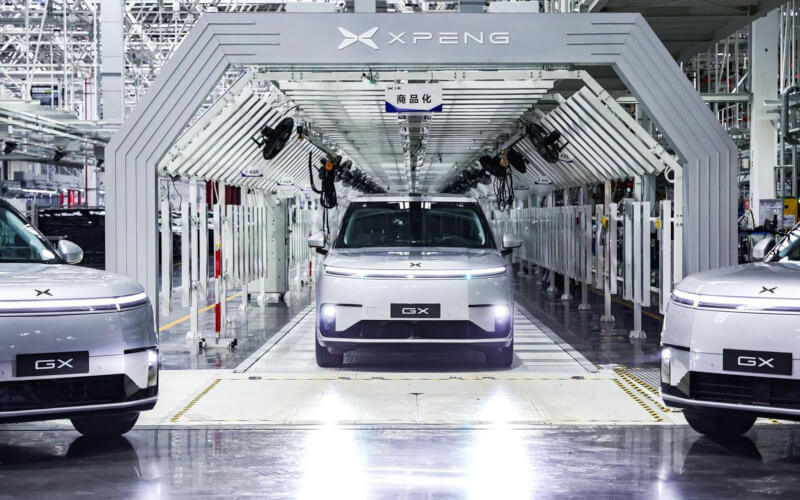Check-up Media XPENG Robotaxi 2